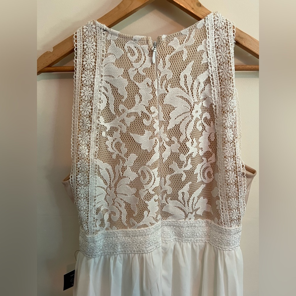 Lulus Forever and Always White Lace Maxi Dress Bridal Wedding Large NWT - Picture 9 of 14